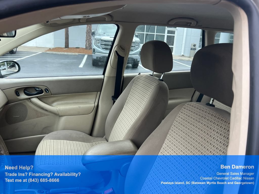 Used 2006 Ford Focus ZXW Wagon FWD image 10