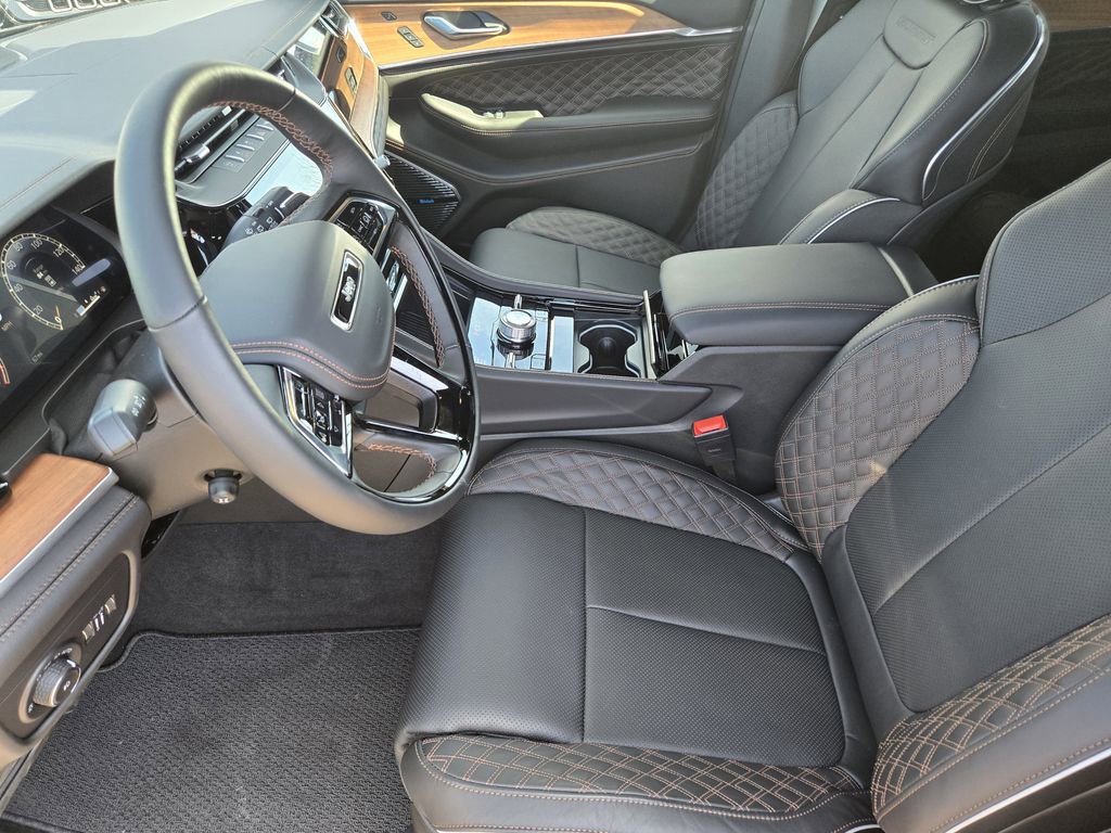 New 2026 Jeep Grand Cherokee Summit w/ Obsidian Package image 7