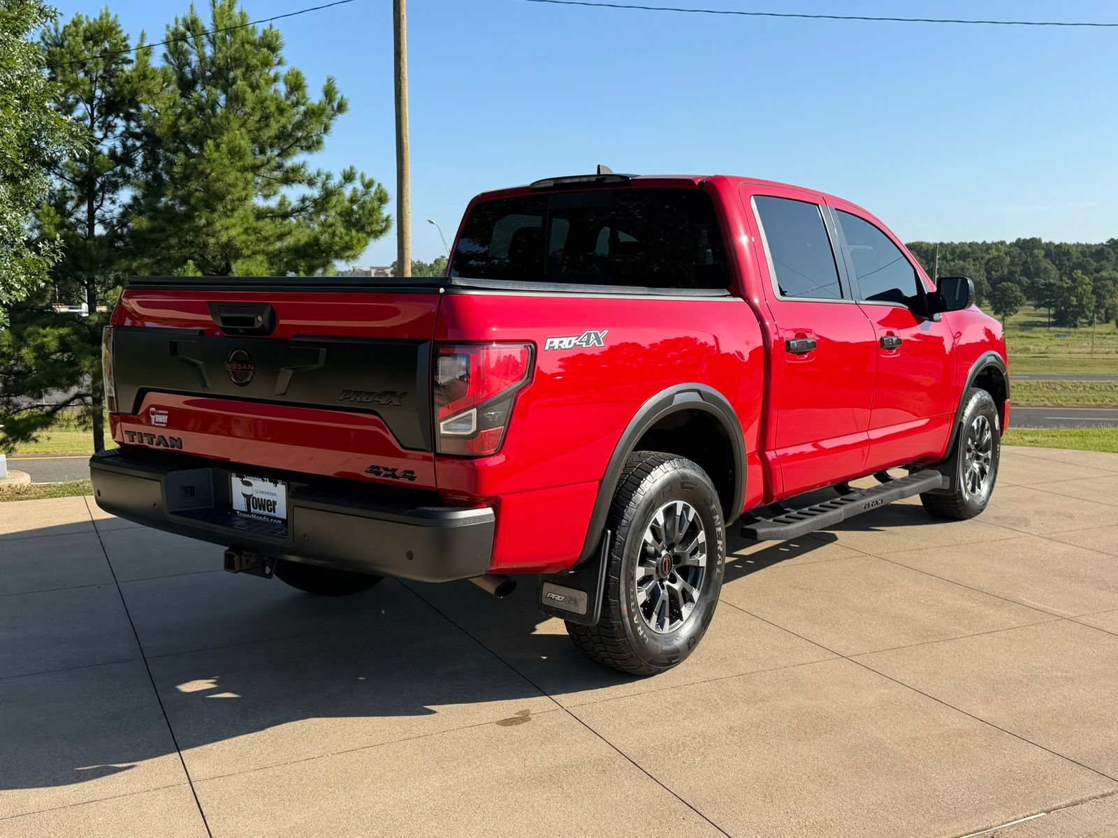 Used 2024 Nissan Titan PRO-4X w/ Off Road Protection Package AWD/4WD image 6