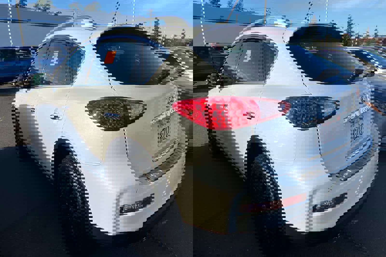 Used 2017 INFINITI QX50 AWD w/ Deluxe Touring Package image 6