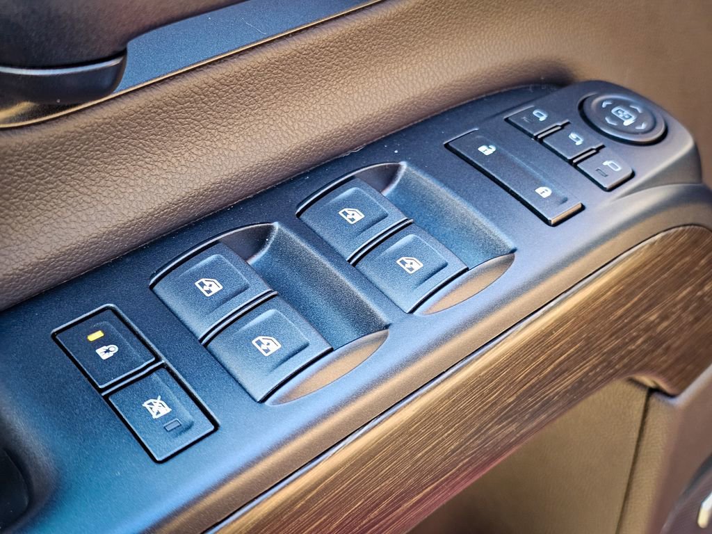 Used 2018 GMC Sierra 3500 Denali w/ Duramax Plus Package image 15