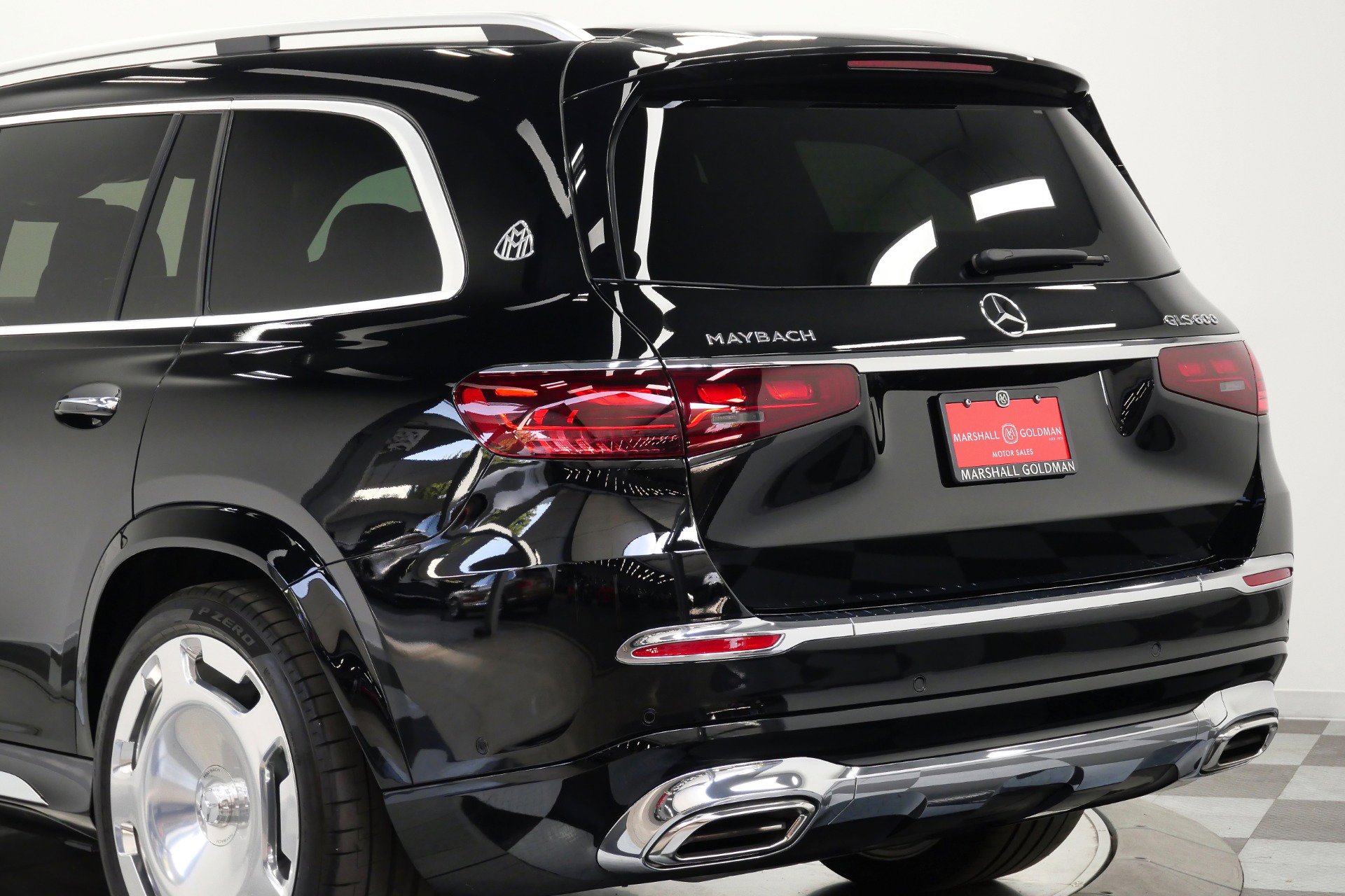 Used 2025 Mercedes-Benz Maybach GLS 600 4MATIC image 56