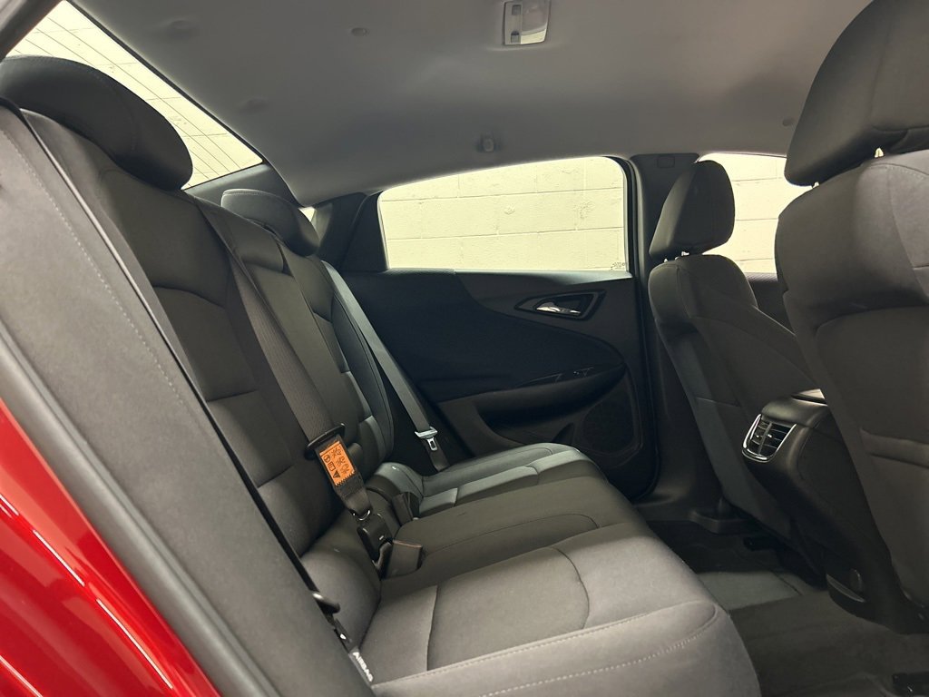 Used 2024 Chevrolet Malibu LT image 9