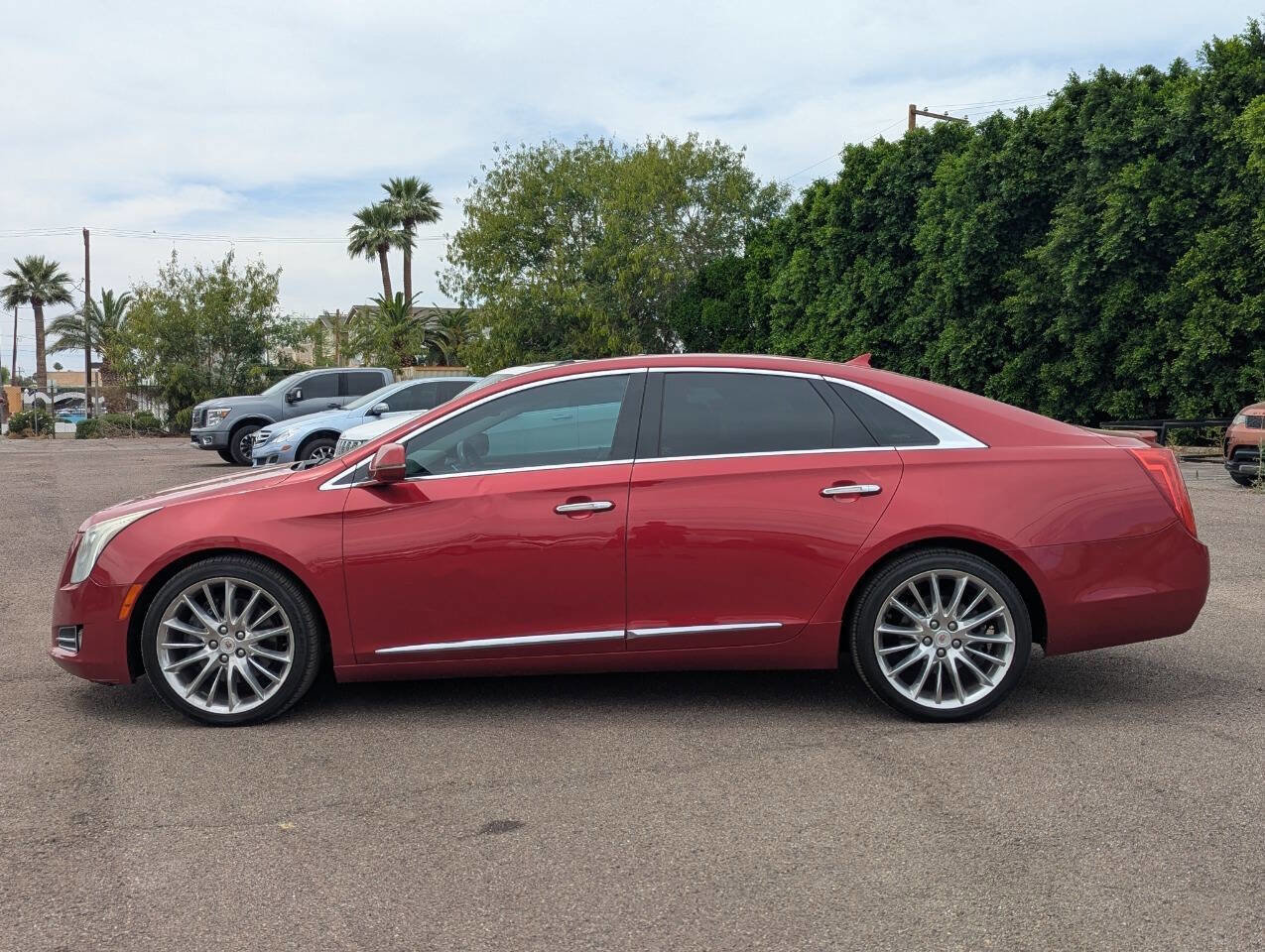 Used 2013 Cadillac XTS Platinum FWD image 6