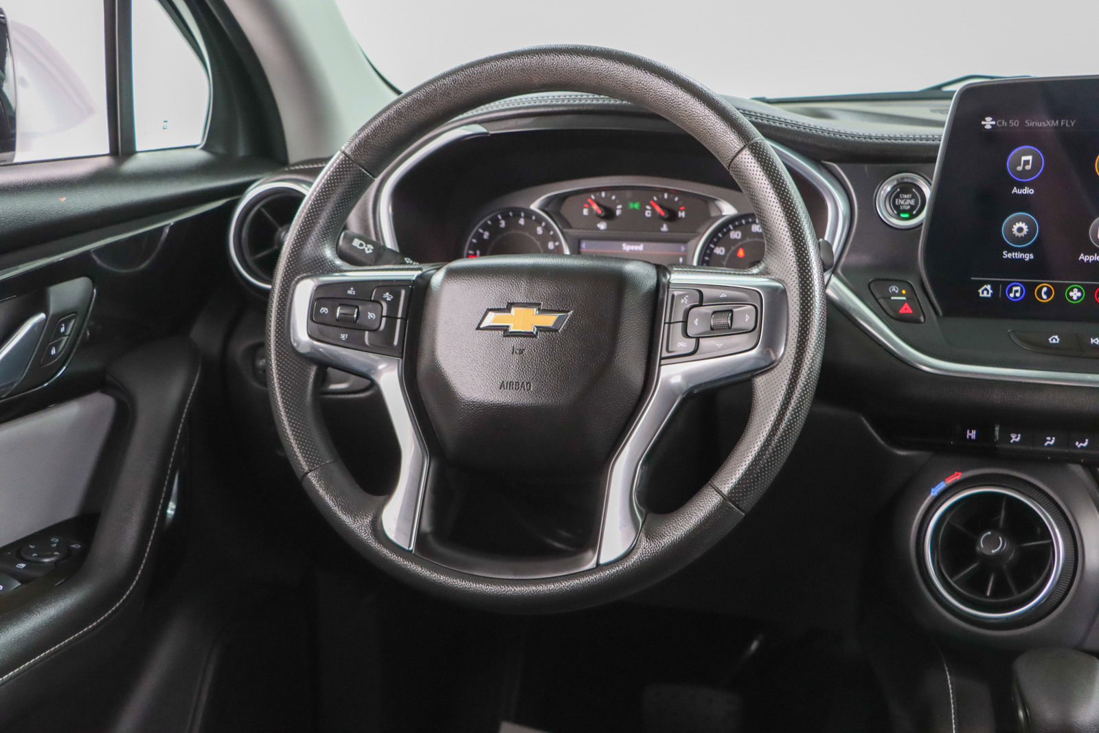 Used 2023 Chevrolet Blazer LT w/ Driver Confidence Package FWD image 12