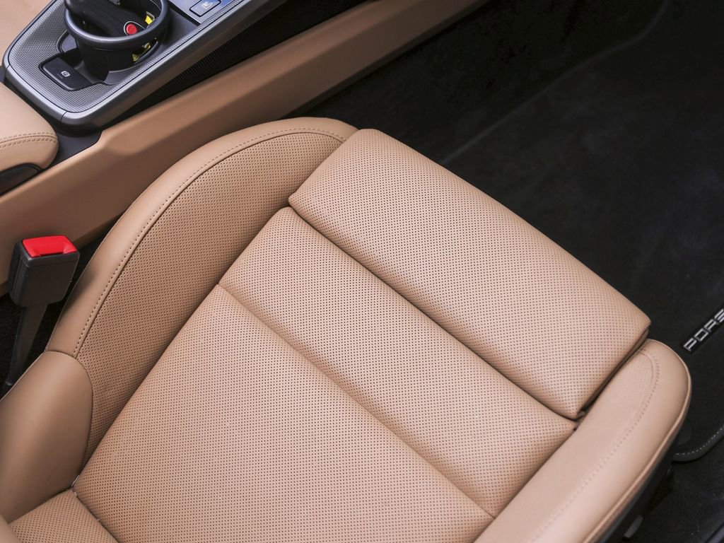 Certified 2020 Porsche 911 Carrera S image 38