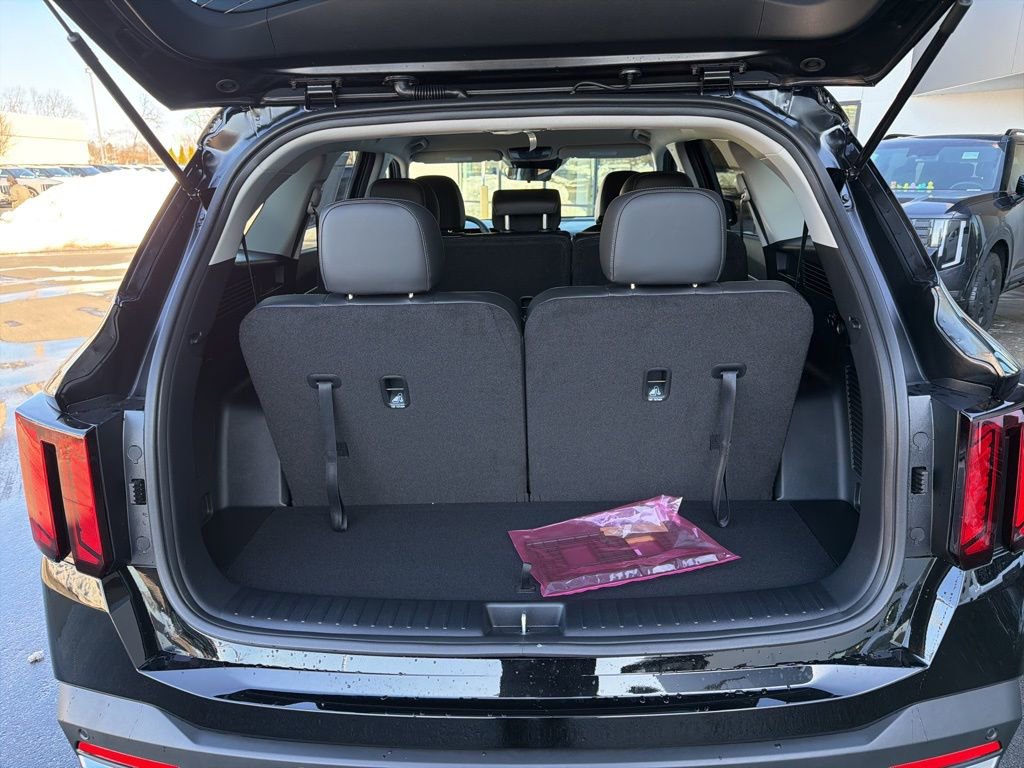 New 2026 Kia Sorento S image 18