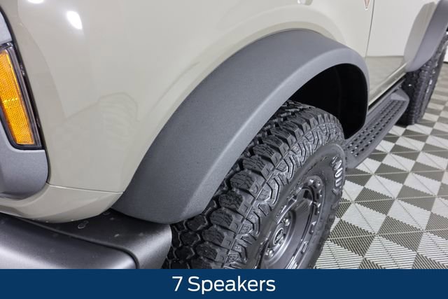 New 2025 Ford Bronco Badlands image 16