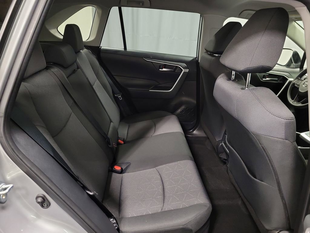 Used 2025 Toyota RAV4 XLE image 24