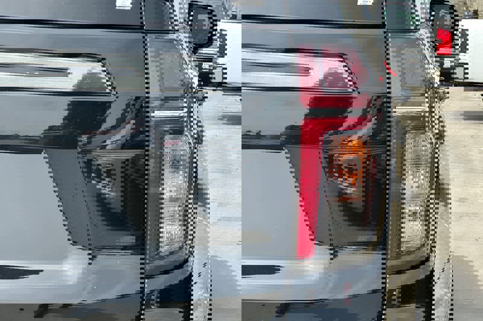 Used 2022 Chevrolet Tahoe RST w/ Sport Performance Package image 34