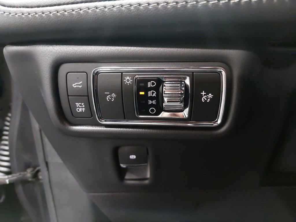 Used 2022 Lincoln Nautilus Reserve image 27