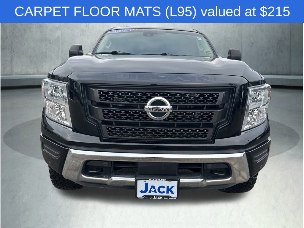 Used 2022 Nissan Titan SV w/ SV Convenience Package image 12