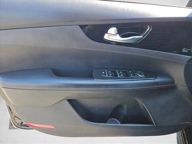 Used 2023 Kia Forte GT w/ GT2 Package FWD image 9