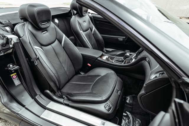 Used 2011 Mercedes-Benz SL 550 image 69