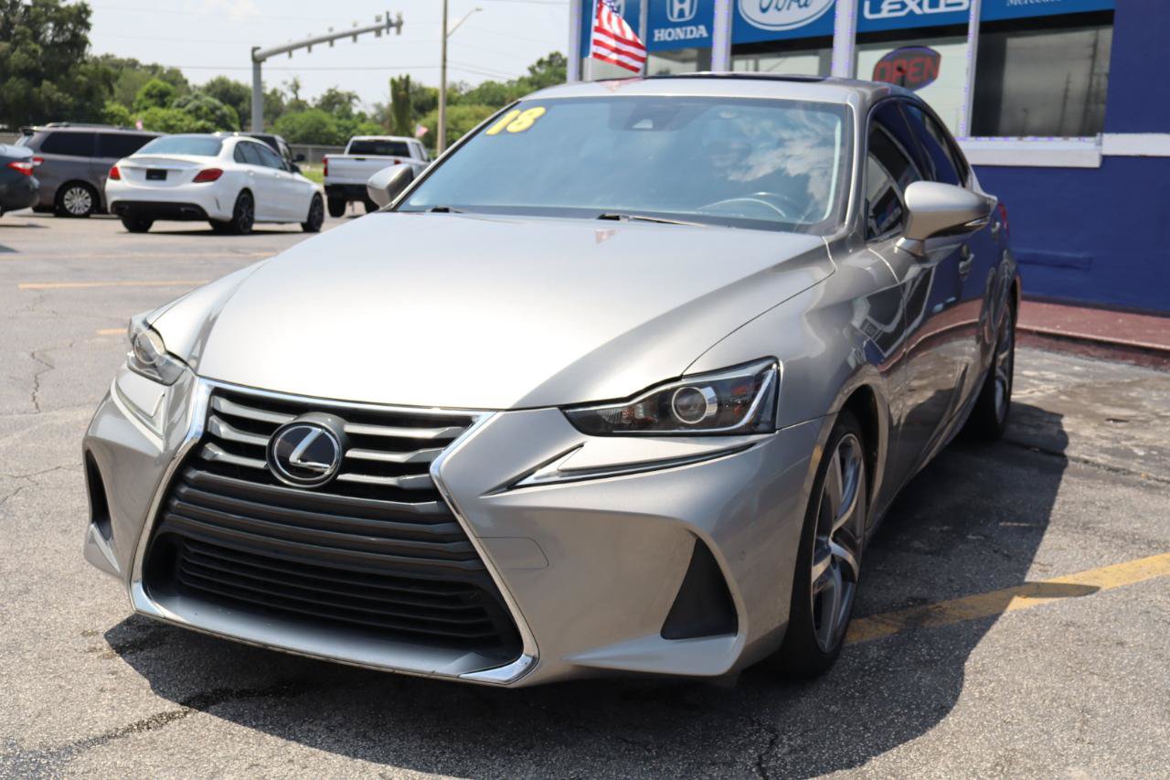 Used 2018 Lexus IS 300 w/ Premium Package RWD image 8