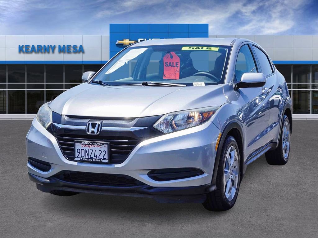 Used 2017 Honda HR-V LX image 3