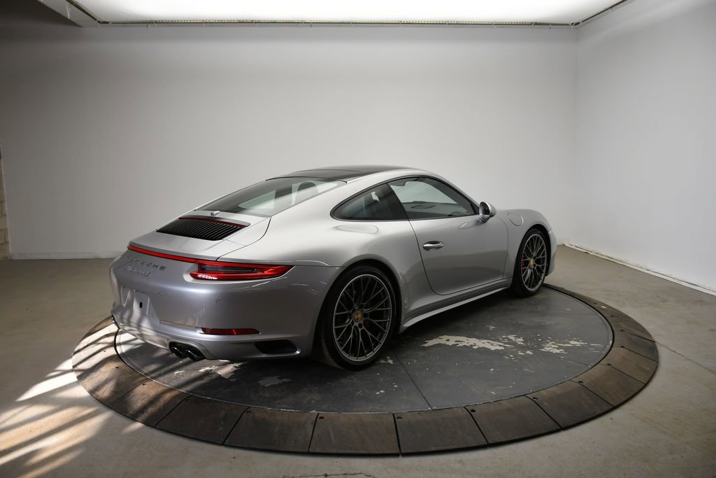 Certified 2019 Porsche 911 Carrera 4S image 7