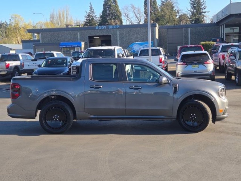 New 2025 Ford Maverick Lobo image 4