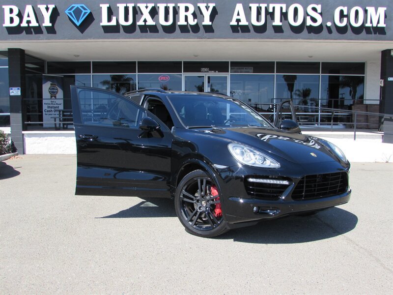 Used 2012 Porsche Cayenne Turbo AWD/4WD image 38