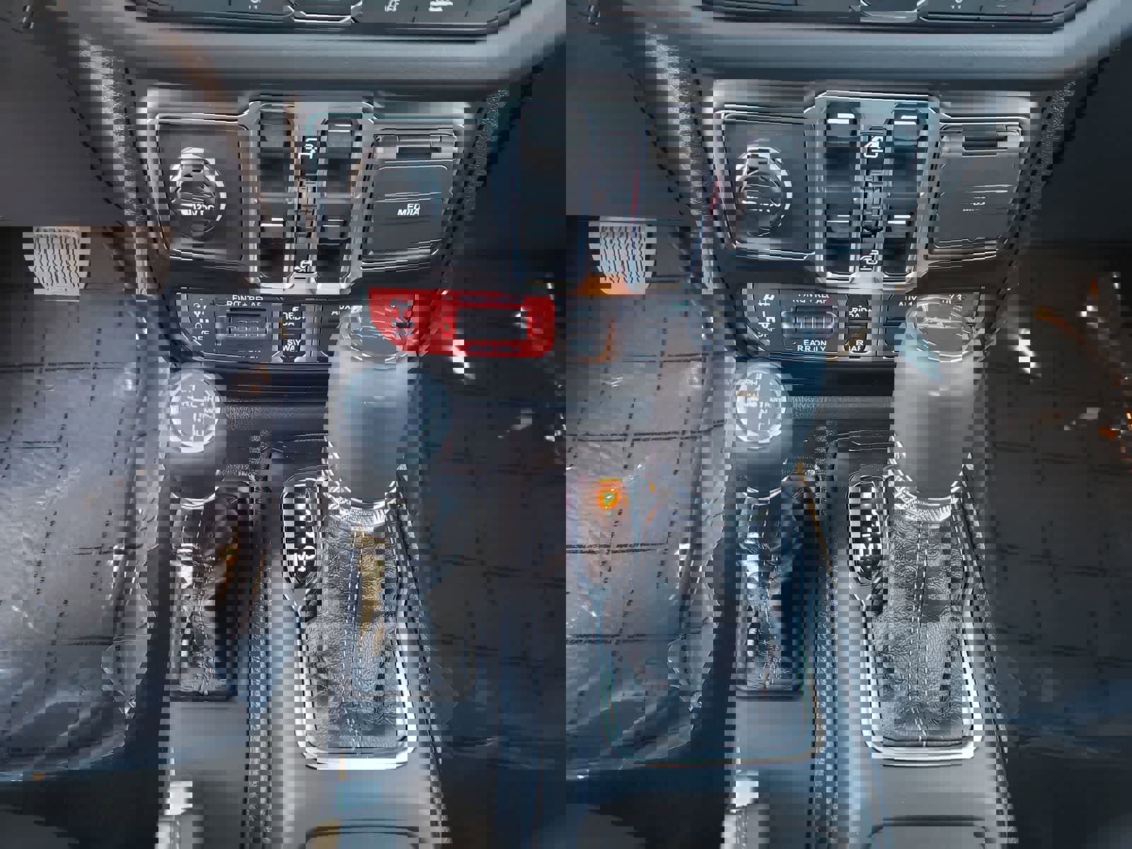 New 2026 Jeep Gladiator Rubicon image 25