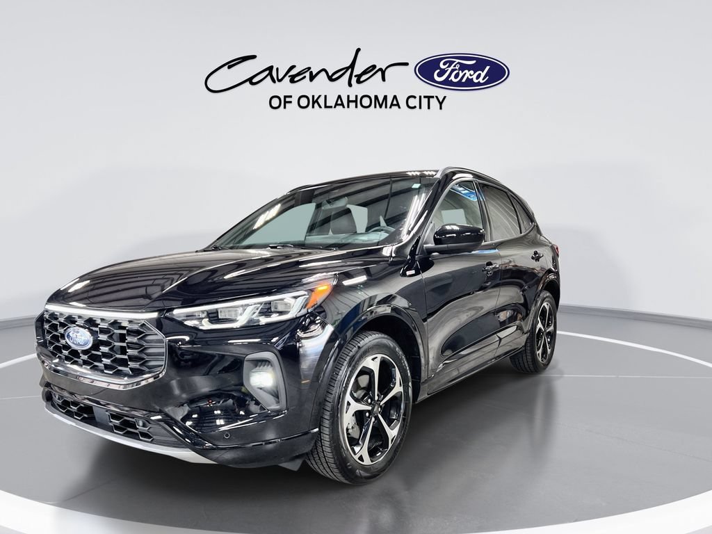 Used 2025 Ford Escape ST-Line Elite w/ Premium Technology Package AWD/4WD image 4