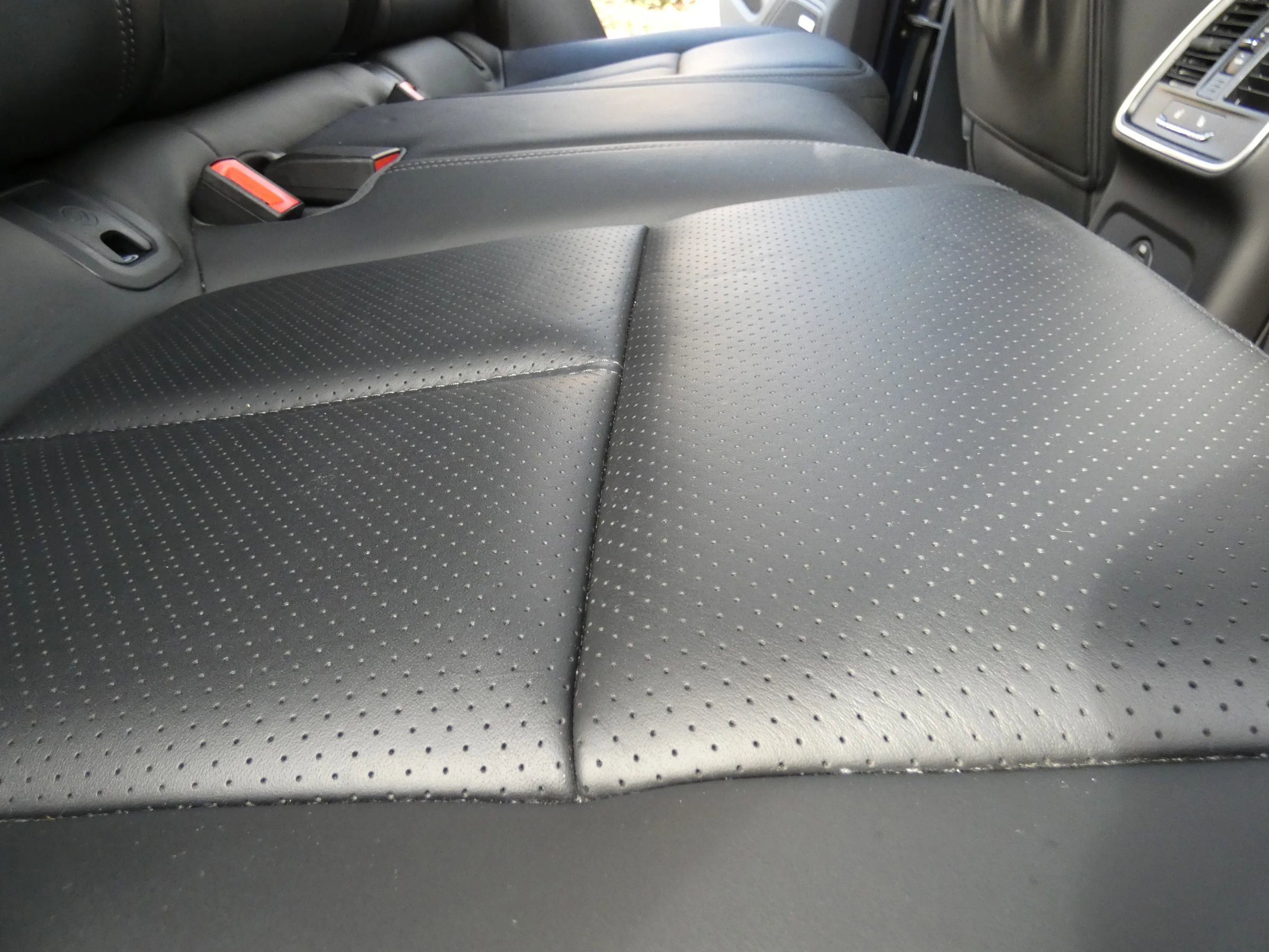 Used 2019 Porsche Macan image 42