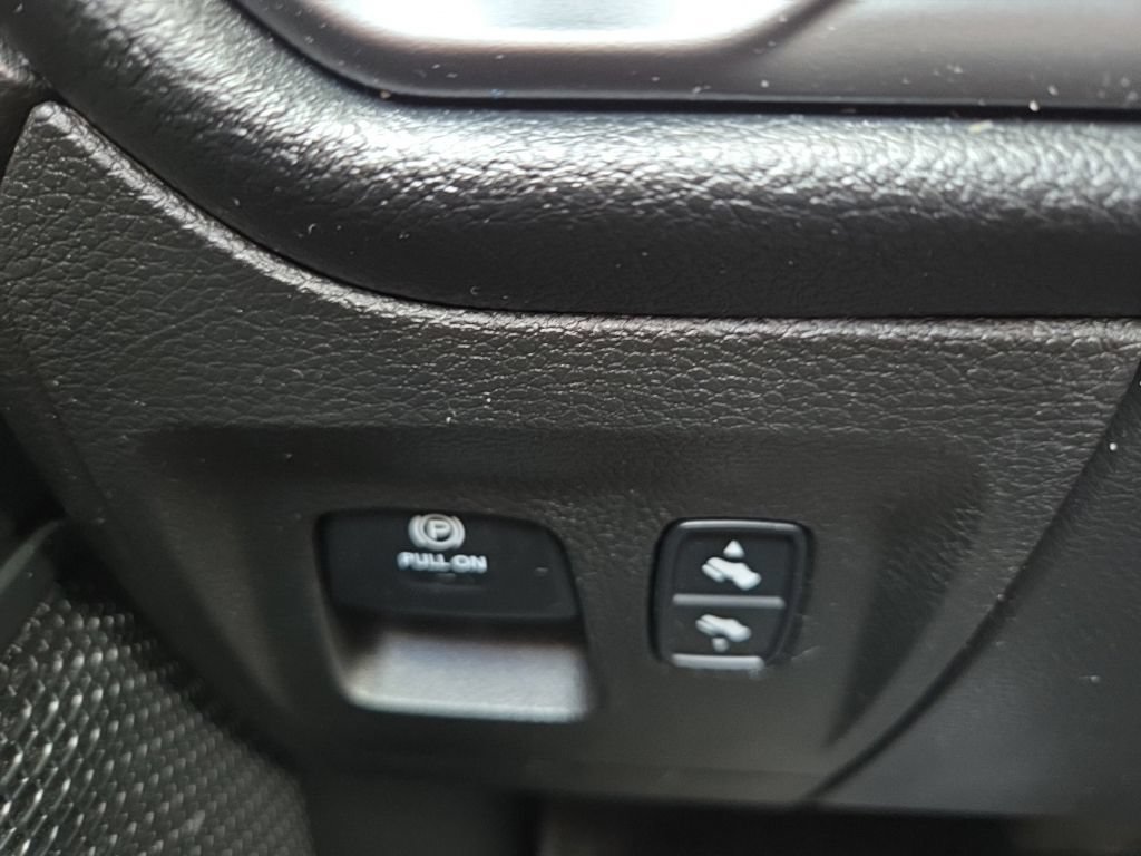 Used 2020 RAM 1500 Big Horn AWD/4WD image 16
