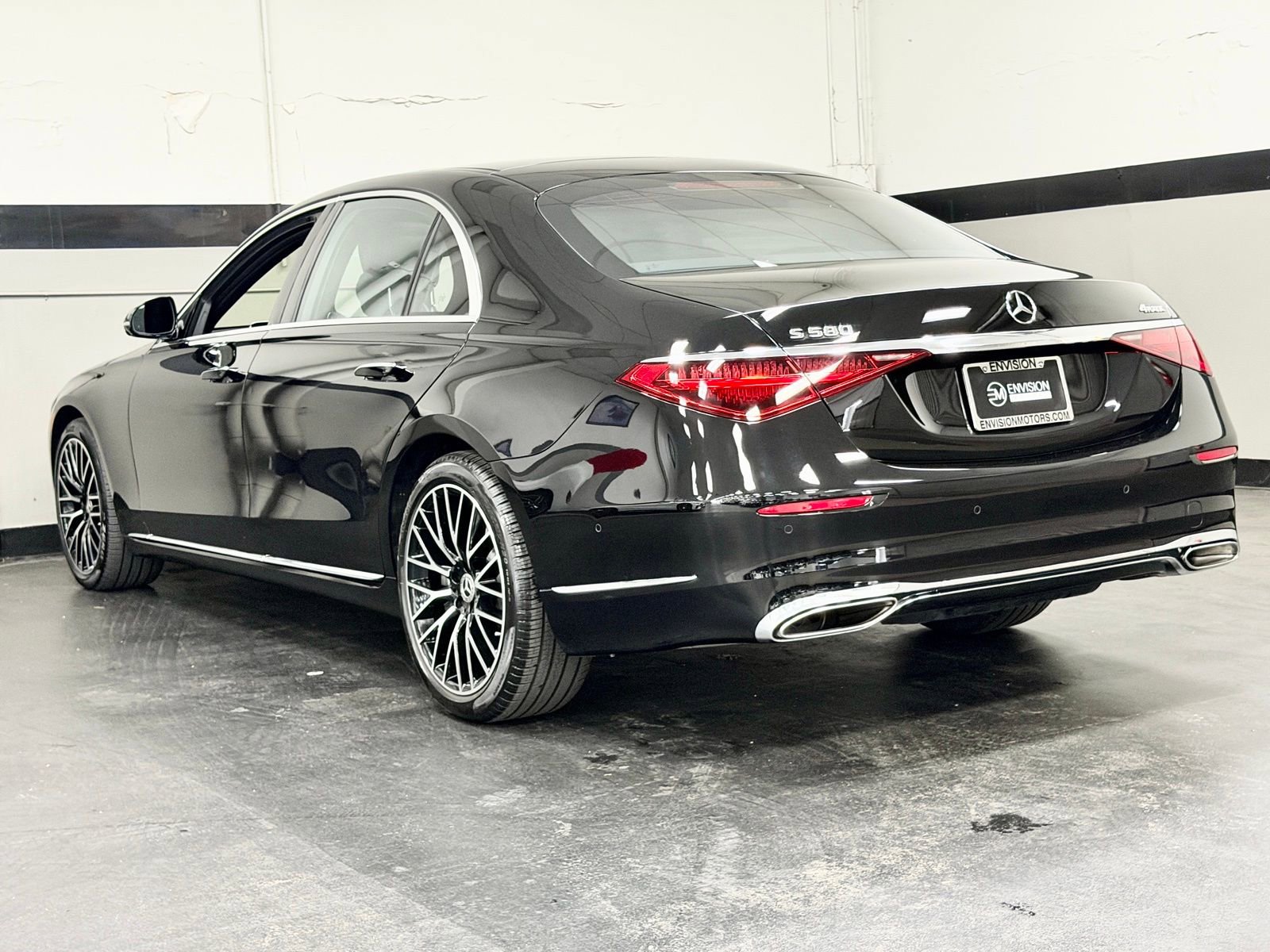 Used 2025 Mercedes-Benz S 580 4MATIC Sedan image 10