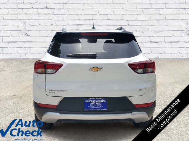 Used 2023 Chevrolet TrailBlazer LT w/ Convenience Package AWD/4WD image 2
