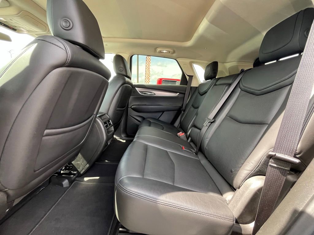 Used 2017 Cadillac XT5 Luxury FWD image 20