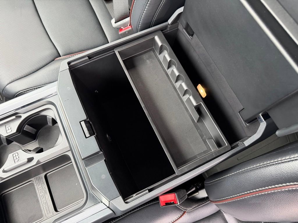 Used 2024 Ford F350 Lariat w/ Sport Appearance Package image 27