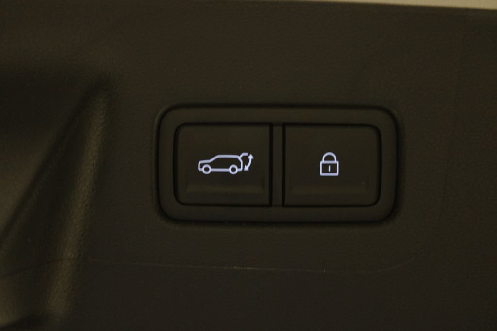 Certified 2026 Hyundai Santa Fe SEL FWD image 18