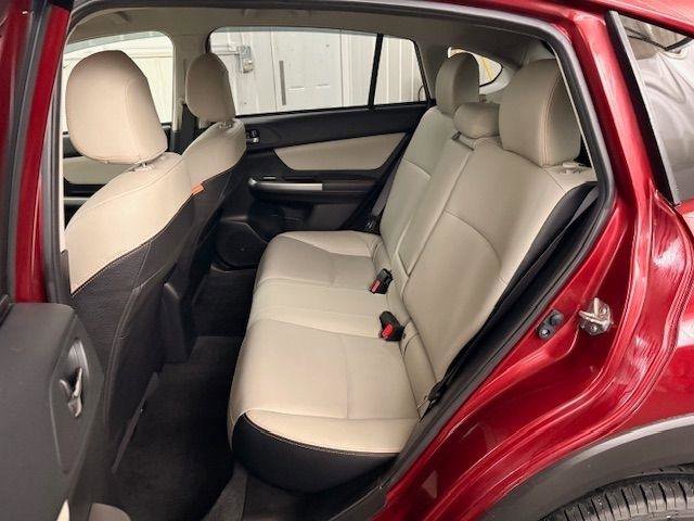 Used 2016 Subaru Crosstrek 2.0i Limited w/ Popular Package #2 AWD/4WD image 9