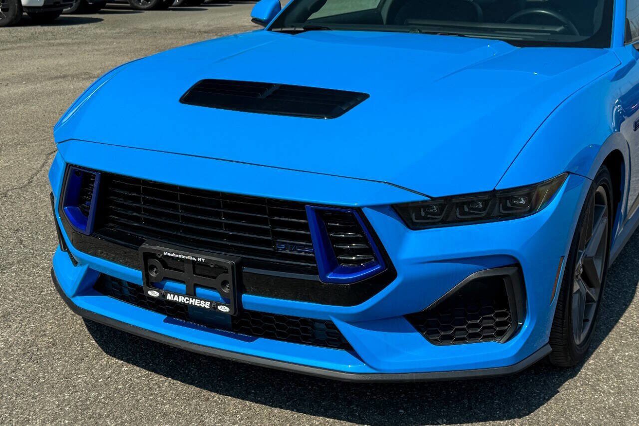 Used 2024 Ford Mustang GT Premium image 9