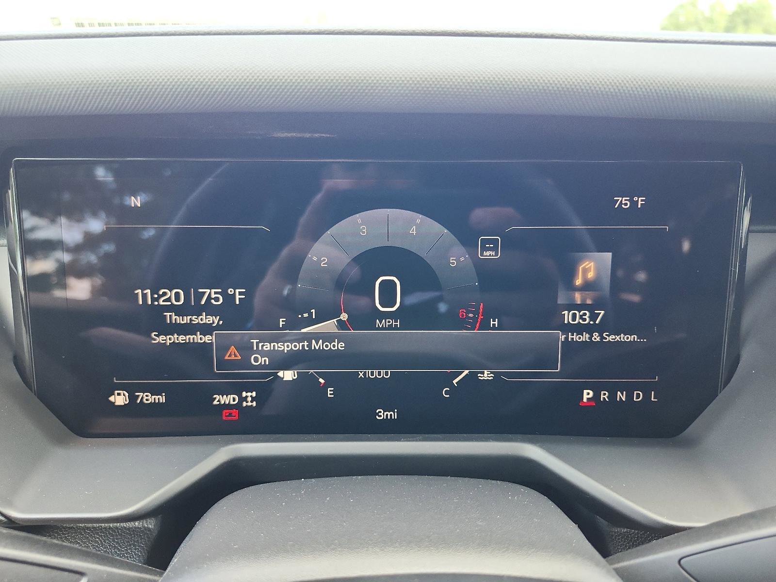 New 2026 GMC Acadia AT4 w/ Luxury Package AWD/4WD image 19