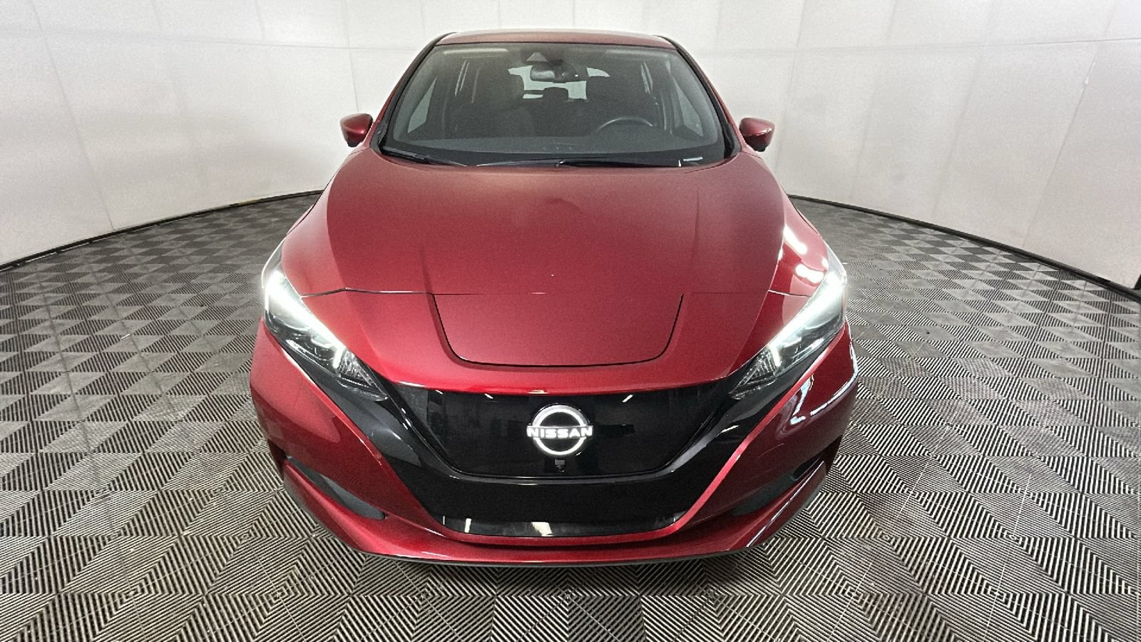 Used 2023 Nissan Leaf SV Plus FWD image 9