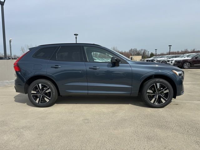 New 2026 Volvo XC60 B5 Plus w/ Protection Package Premier image 8