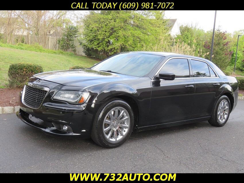 Used 2012 Chrysler 300 C RWD image 1