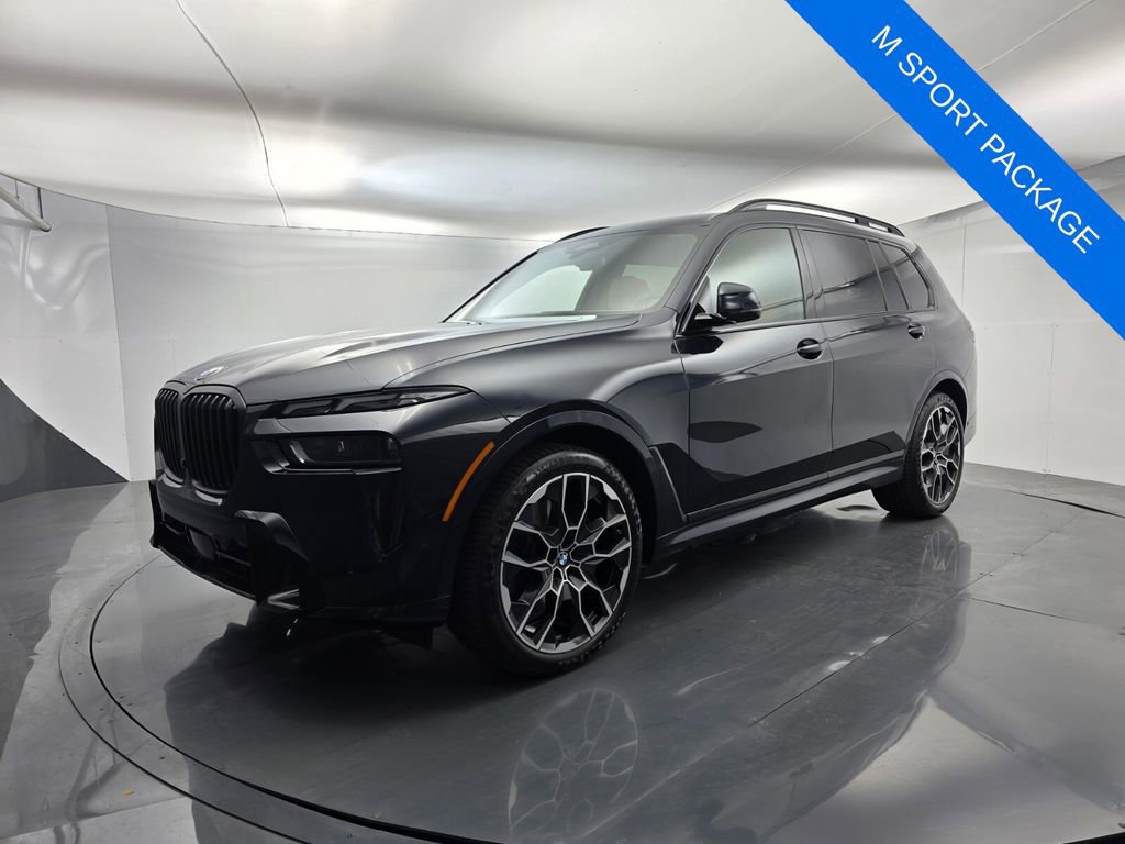 Used 2025 BMW X7 xDrive40i w/ M Sport Package image 8