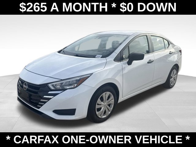 Used 2025 Nissan Versa S w/ Trunk Package