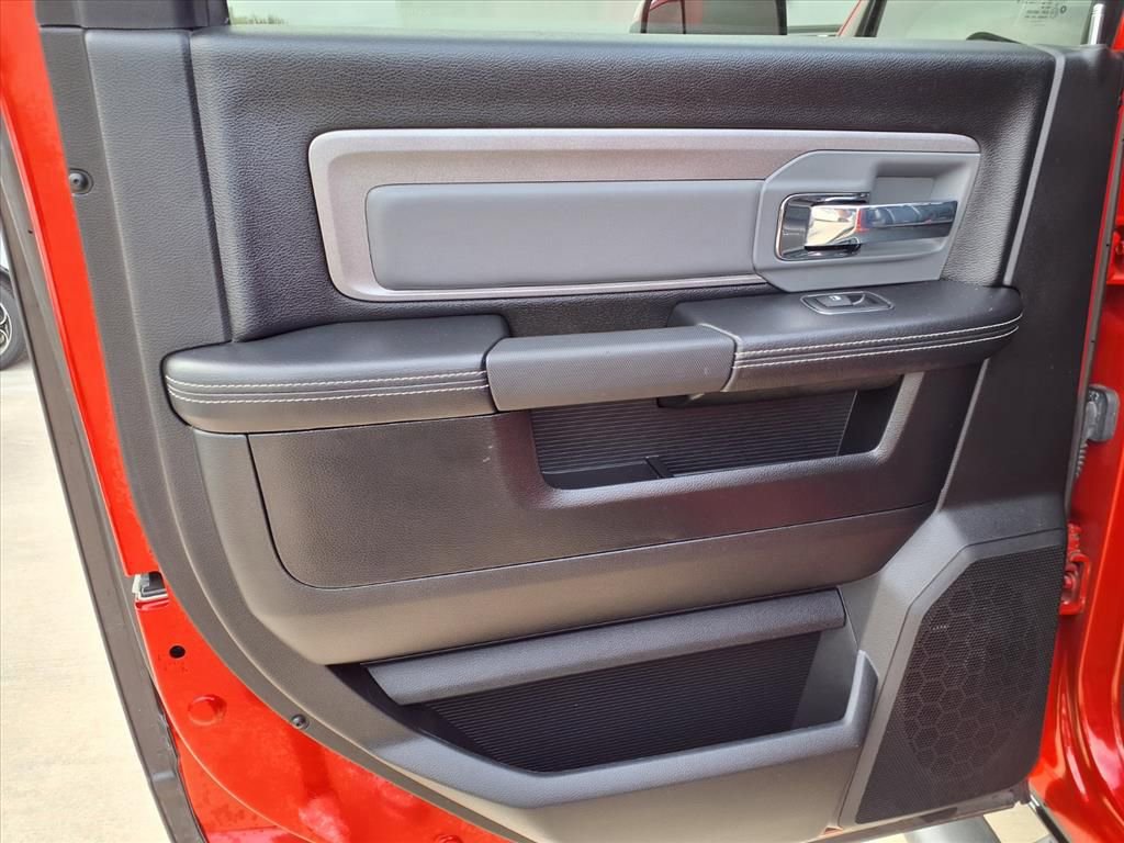 Used 2018 RAM 2500 Power Wagon w/ Leather & Luxury Group image 11