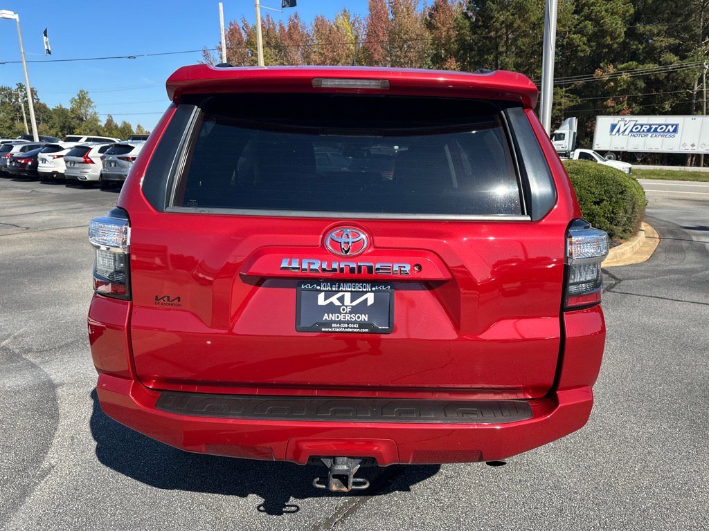 Used 2019 Toyota 4Runner SR5 Premium image 4