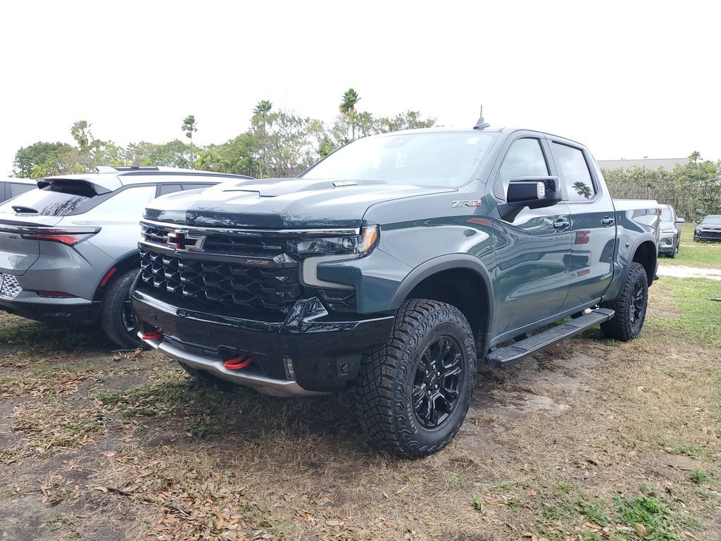 Used 2025 Chevrolet Silverado 1500 ZR2 w/ Technology Package AWD/4WD image 3
