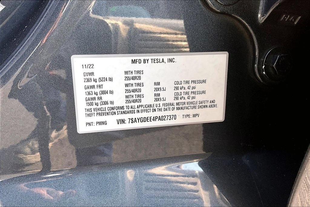 Used 2023 Tesla Model Y Long Range AWD/4WD image 25