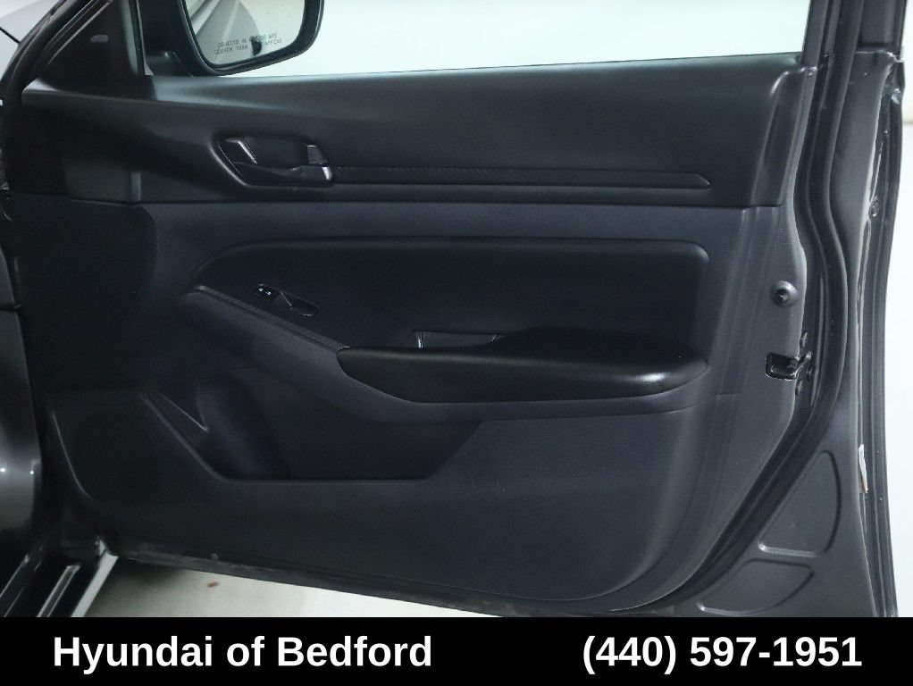 Used 2024 Nissan Altima 2.5 S FWD image 33