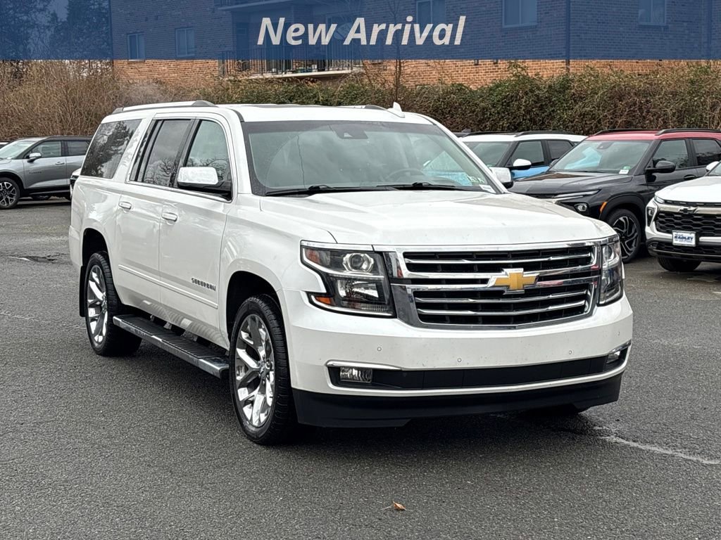 Used 2020 Chevrolet Suburban Premier image 4