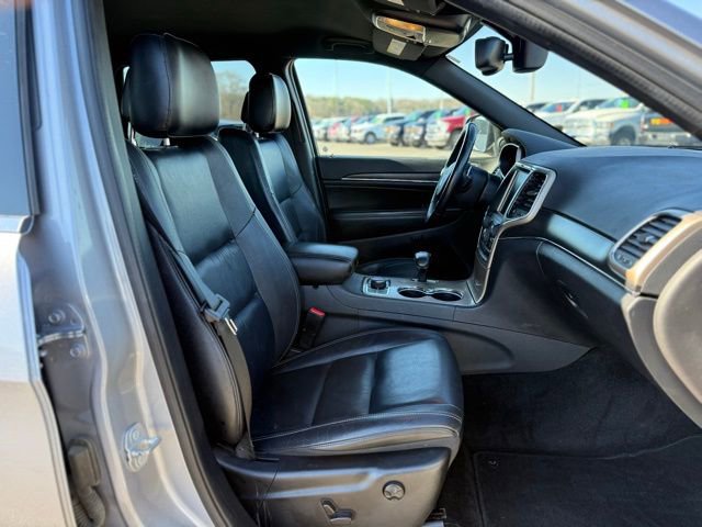 Used 2015 Jeep Grand Cherokee Limited image 16