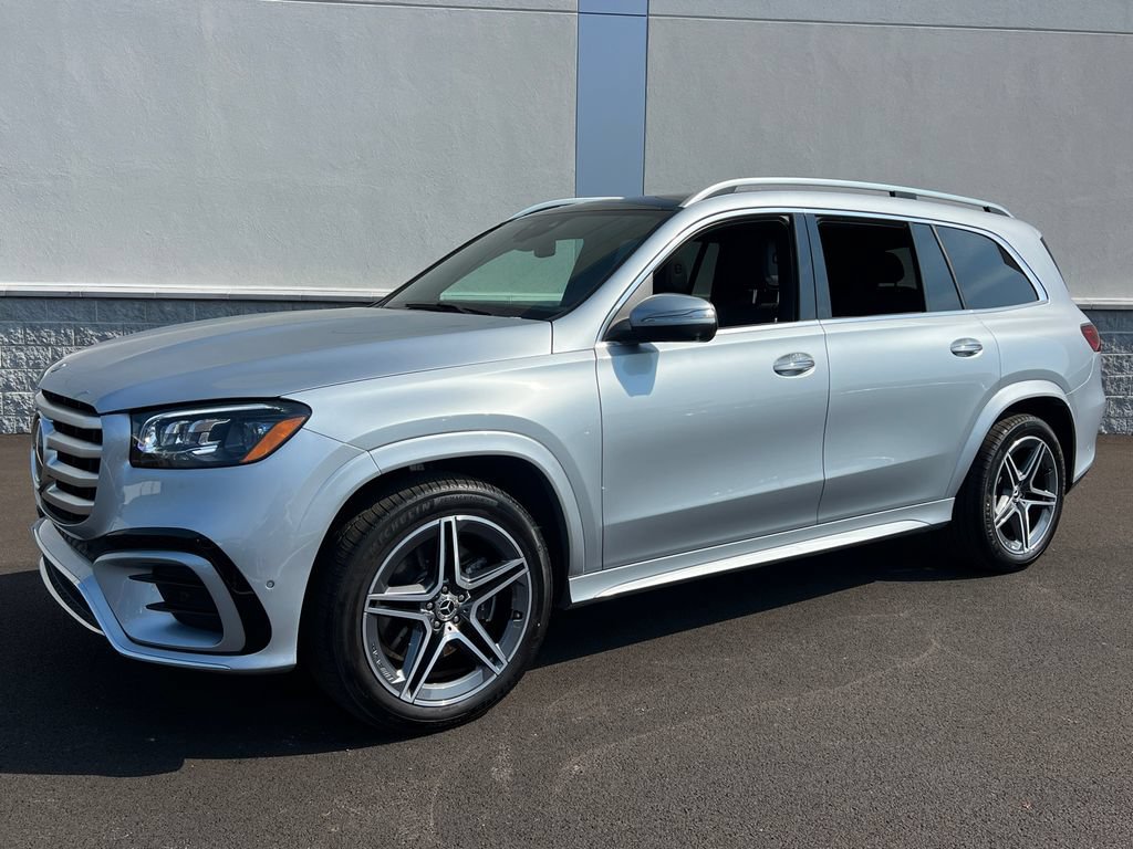 Used 2025 Mercedes-Benz GLS 450 4MATIC w/ AMG Line Exterior