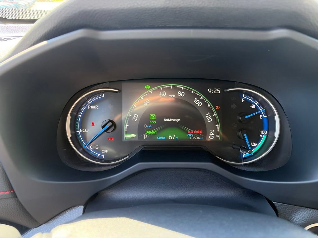 Used 2025 Toyota RAV4 SE AWD/4WD image 28