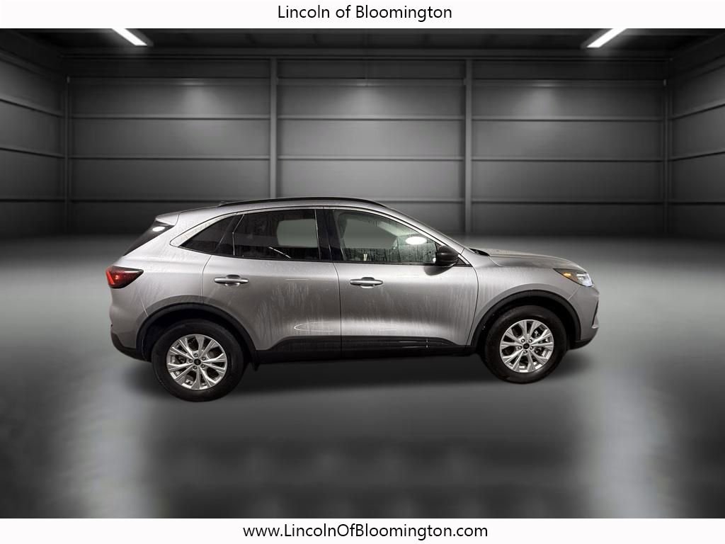 Used 2023 Ford Escape Active w/ Tech Pack #1 image 8